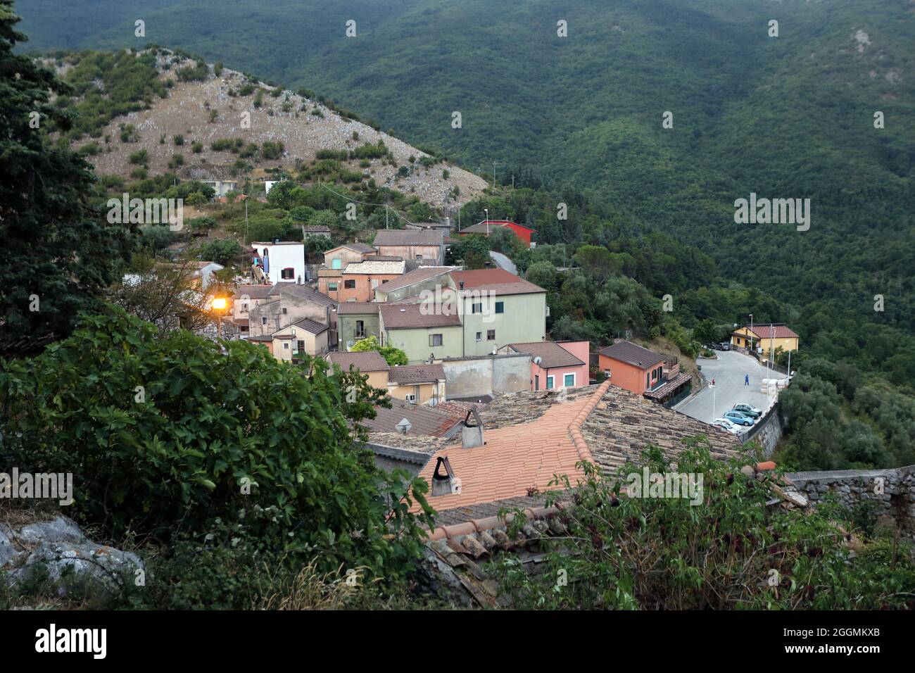 the hamlet of Roccapipirozzi in the municipality of Sesto Campano Stock Photo