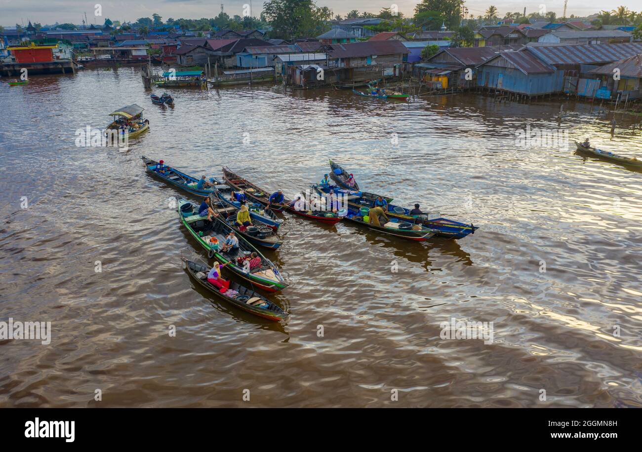 If you want to get the sensation shopping while on boat, this market is the right place to be. You need to wake up before dawn to feel the activities Stock Photo