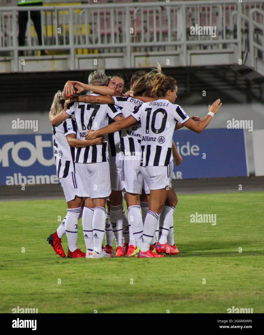 Juventus Women Team celebrating the second goal during the UEFA Women's Champions  League, Round 2, football match between Off Vllaznia and Juventus wo Stock  Photo - Alamy