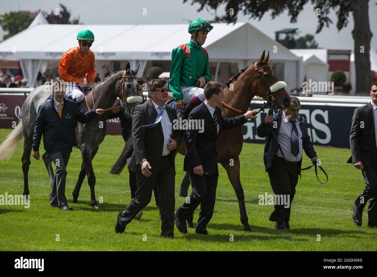 Hermes plaque etrier concours hippique prix de diane