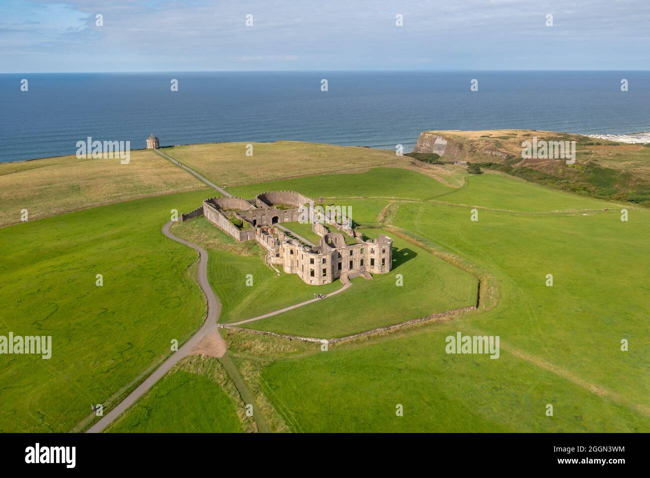 Mussenden Temple and Downhill Demesne Stock Photo Alamy