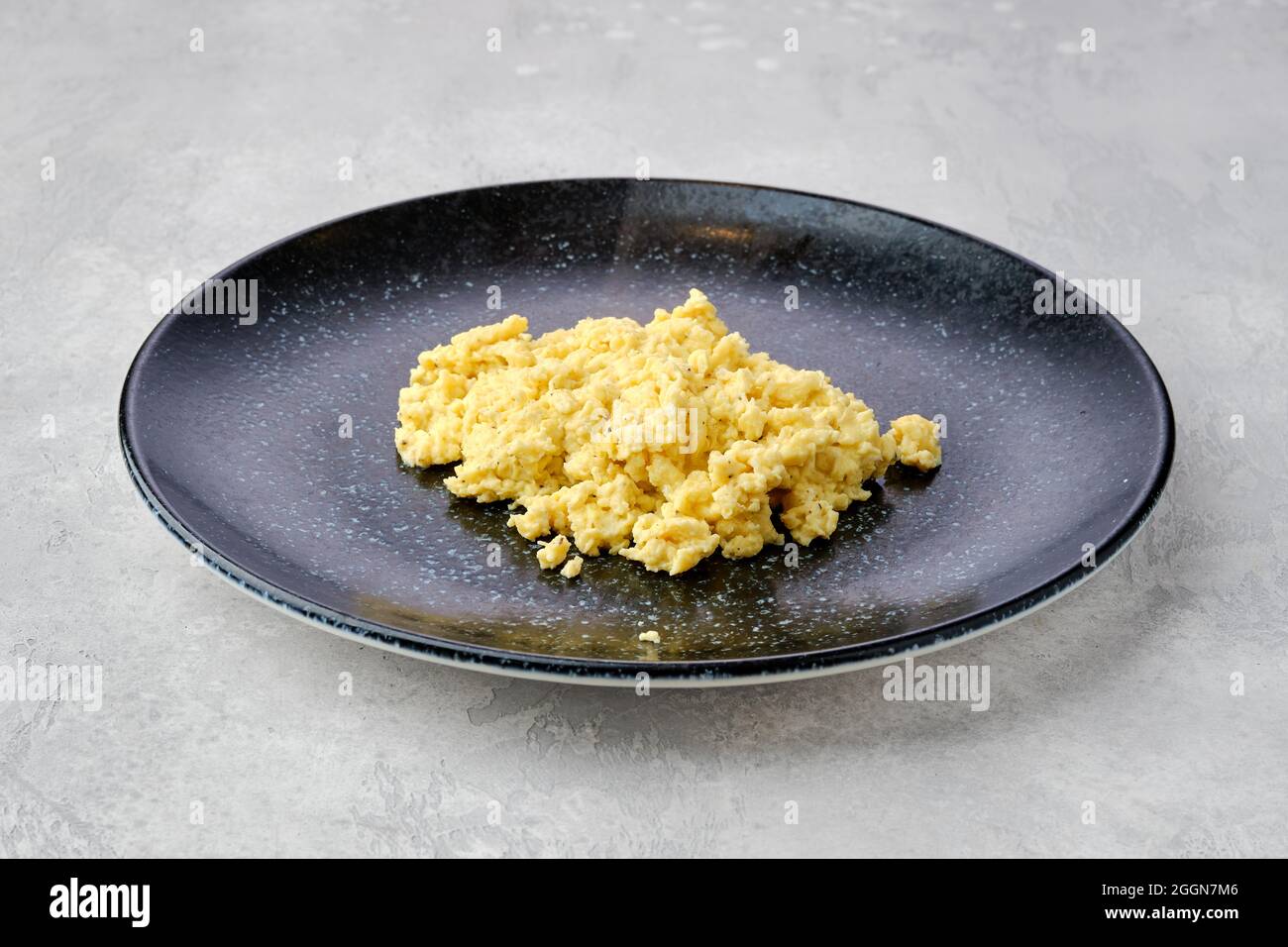 bowl of scrambled eggs Stock Photo - Alamy