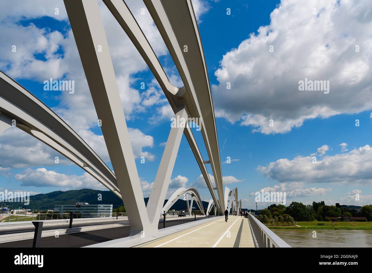 linz, austria, 01 sep 2021, new bridge over the danube river Stock ...