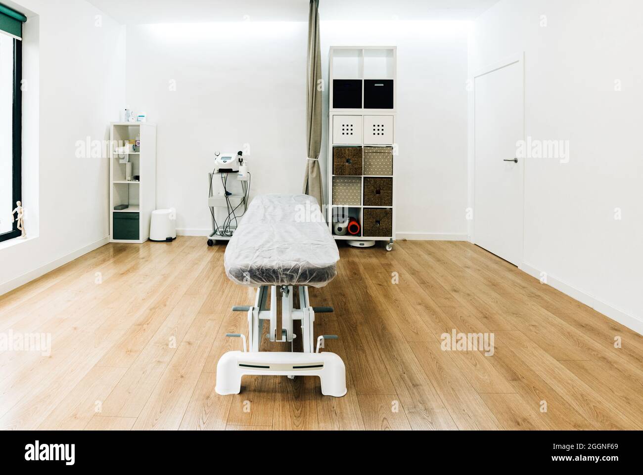 Healthcare electrolysis hi-res stock photography and images - Alamy