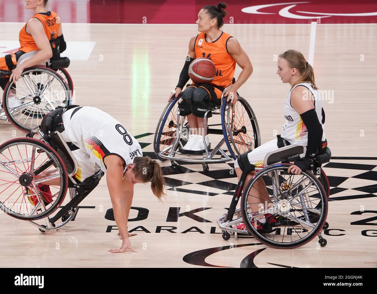 Tokyo, Japan. 02nd Sep, 2021. Paralympics: Wheelchair basketball, semi ...