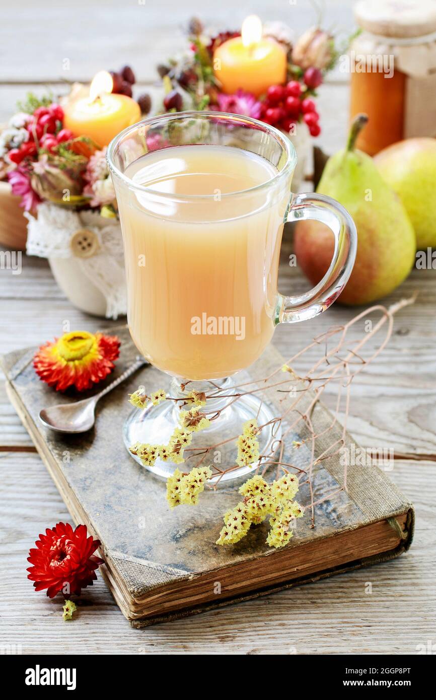 Pear juice in the glass. Healthy food Stock Photo - Alamy