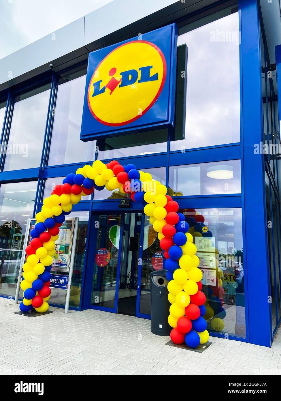 September 2nd, 2021, Cork, Ireland - the renovated Lidl supermarket at Ballyvolane reopened after being closed a few weeks for renovation Stock Photo