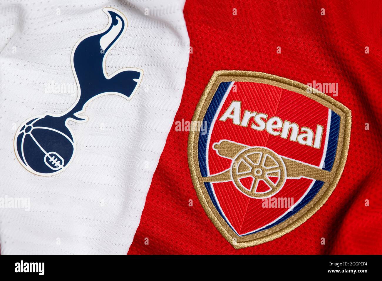 Tottenham hotspur logo hi-res stock photography and images - Alamy