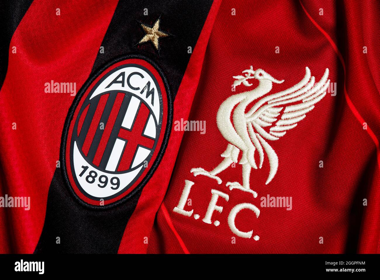 Sui Trampe Theseus Close up of AC Milan & Liverpool FC club crest Stock Photo - Alamy