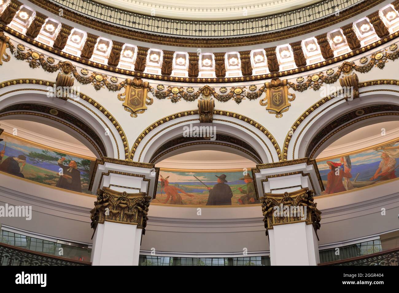 Murals decorating the rotunda of Heinen's Grocery Store the former Cleveland Trust Company Building in downtown Cleveland.Ohio.USA Stock Photo