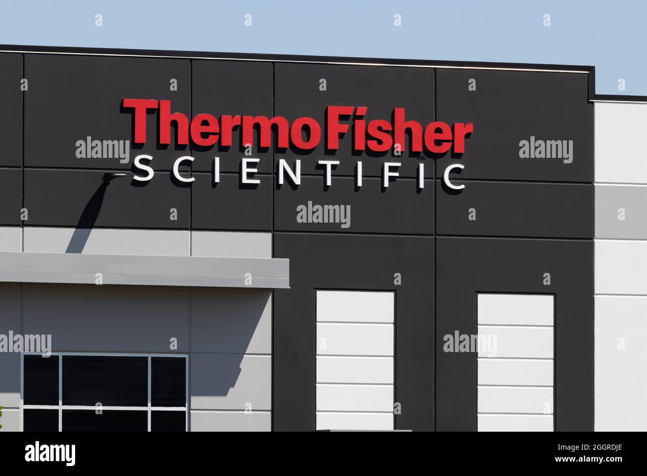 Indianapolis - Circa September 2021: Thermo Fisher Scientific location. Thermo  Fisher offers controlled and sustained release solid oral dosage forms  Stock Photo - Alamy