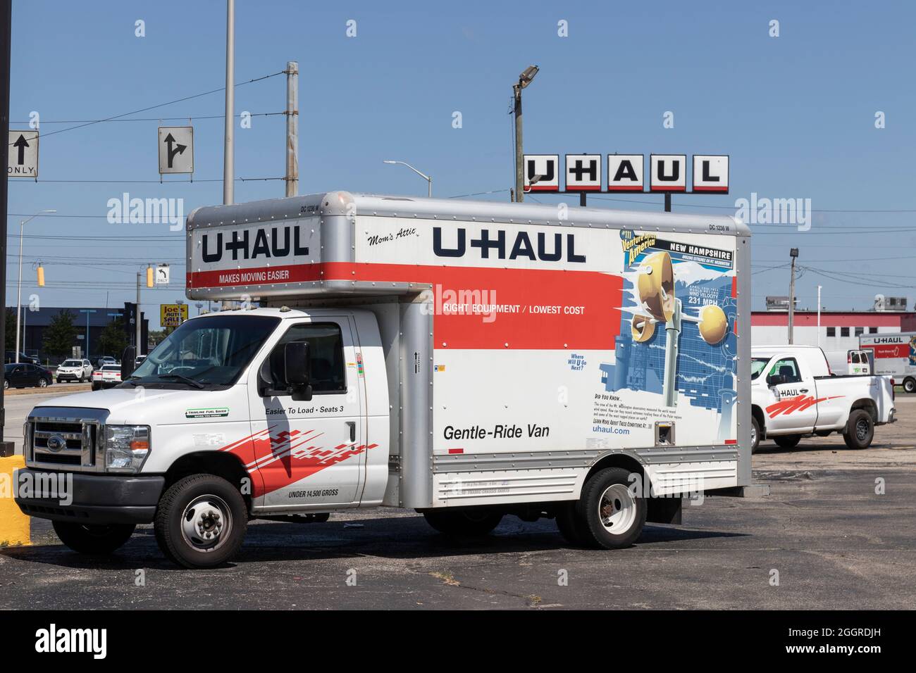 Indianapolis - Circa September 2021: U-Haul Moving Truck Rental Location. U-Haul offers moving and storage solutions. Stock Photo