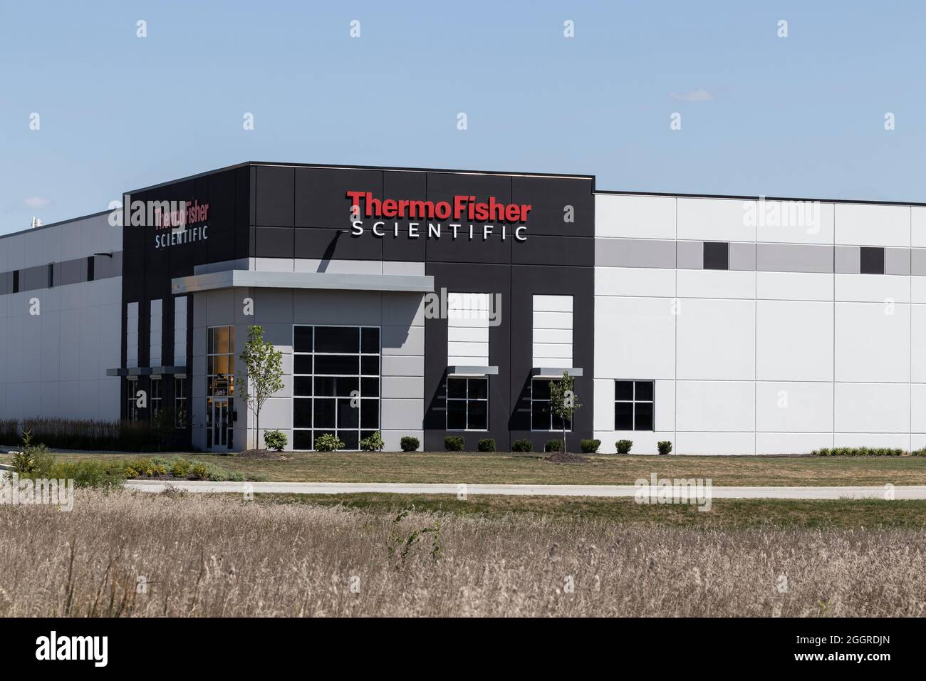 Indianapolis - Circa September 2021: Thermo Fisher Scientific location. Thermo  Fisher offers controlled and sustained release solid oral dosage forms  Stock Photo - Alamy