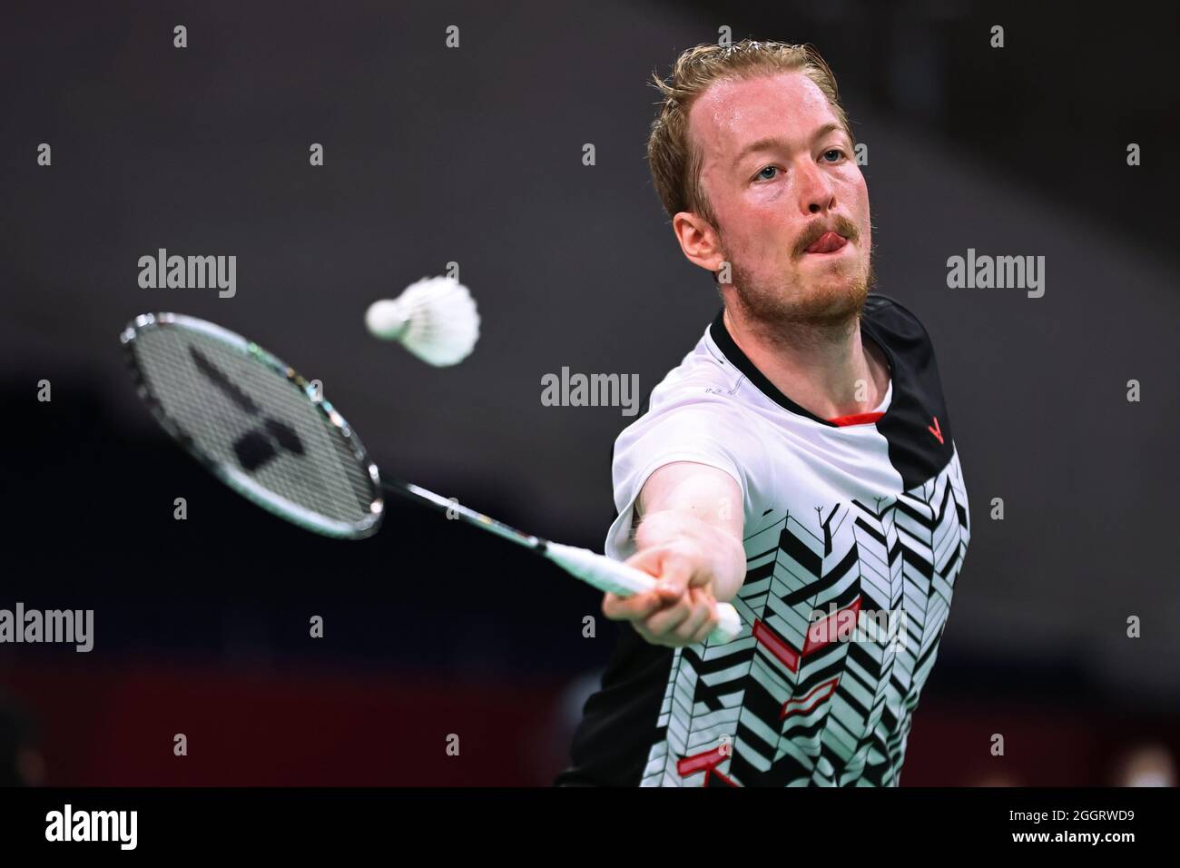 Tokyo 2020 Paralympic Games - Badminton - Men's Singles SL4 Group Play Stage - Group A - Yoyogi National Stadium, Tokyo, Japan - September 3, 2021. Jan-Niklas Pott of Germany in action against Lucas Mazur of France. REUTERS/Thomas Peter Stock Photo