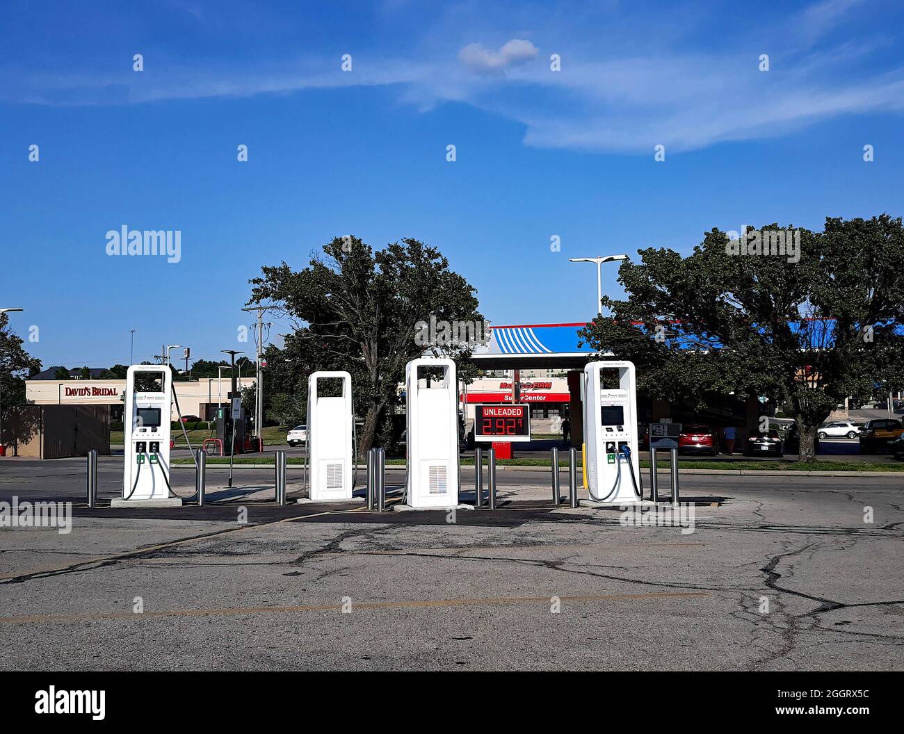 Newly installed 4 station Electrify American fast charging station located in the Walmart parking lot directly opposite the Murphy gas station Stock Photo