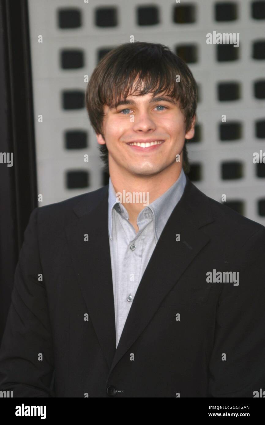 Jason Ritter 08/13/03 FREDDY VS. JASON at Arclight Cinemas, Hollywood ...
