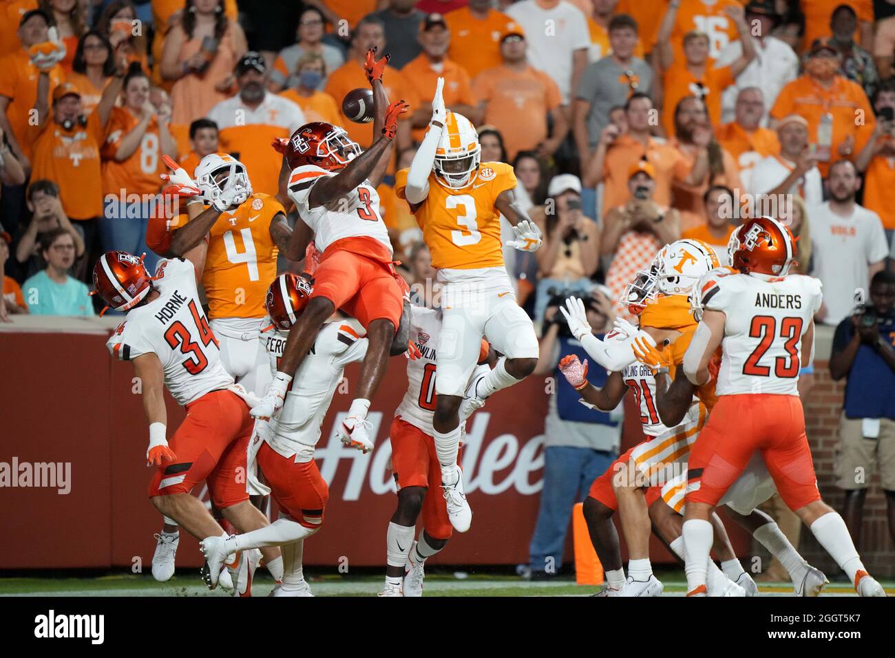 Hail mary pass hires stock photography and images Alamy