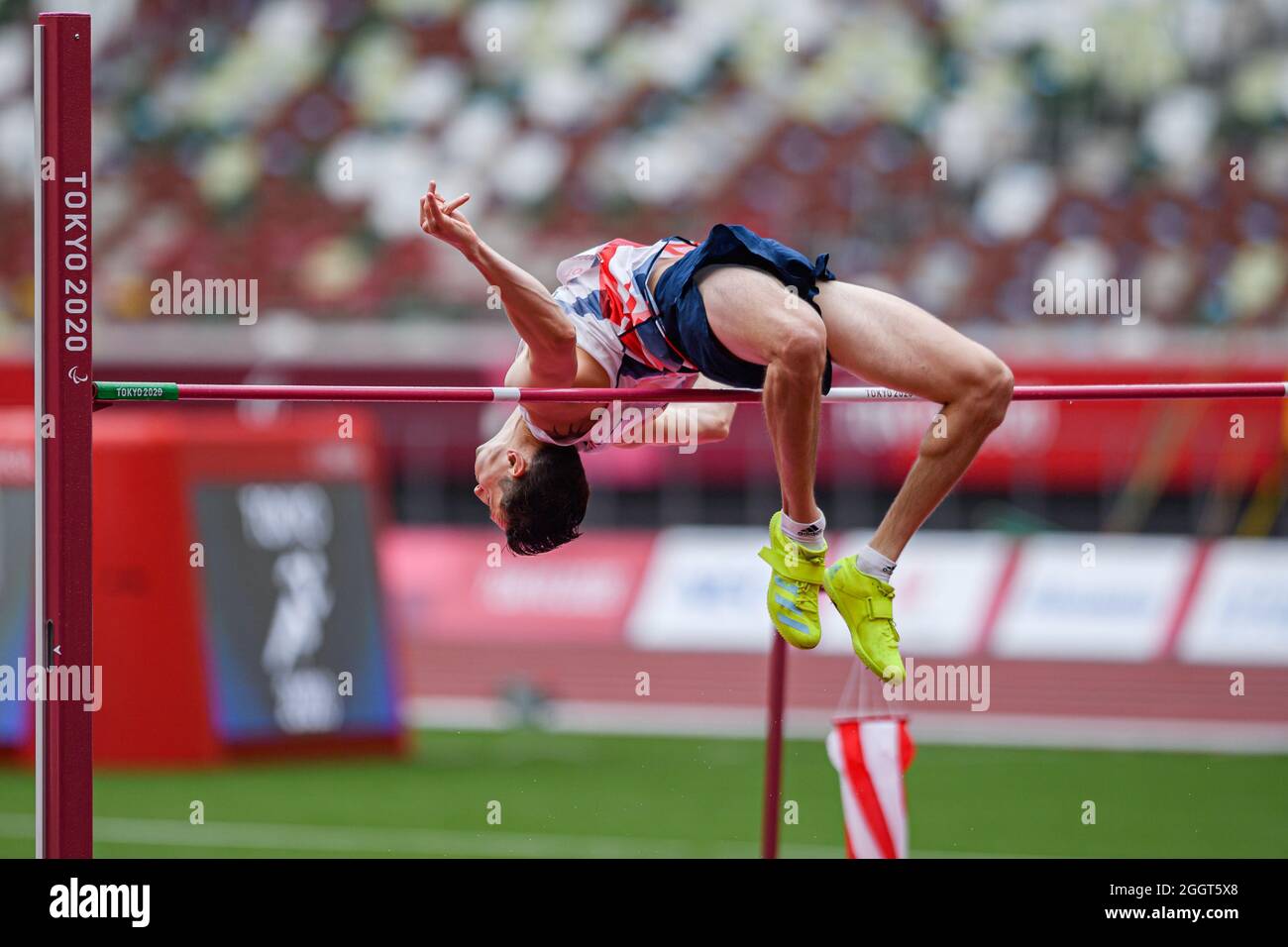 TOKYO, JAPAN. 03th Sep, 2021.  Jonathan Broom-Edwards of Great Britain competes in MenÕs High Jump - T64 Final during Track and Field events - Tokyo 2020 Paralympic games at Olympic Stadium on Friday, September 03, 2021 in TOKYO, JAPAN. Credit: Taka G Wu/Alamy Live News Stock Photo