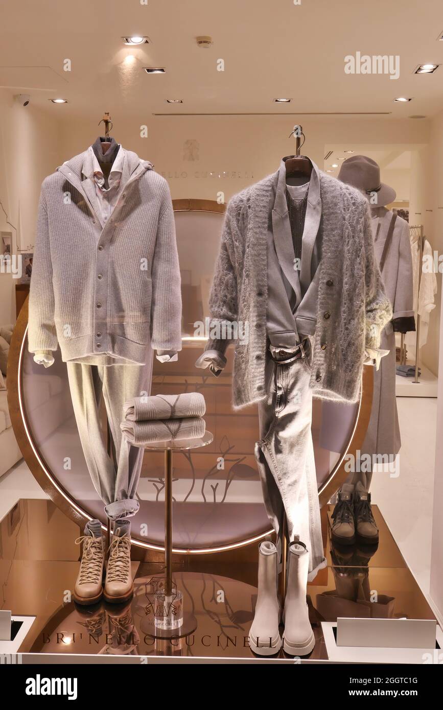 Brunello cucinelli store hi-res stock photography and images - Alamy