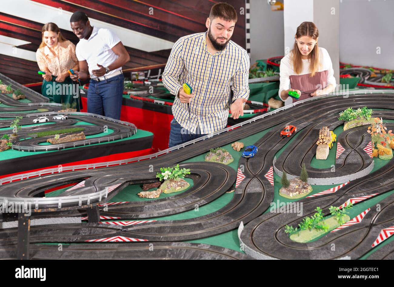Scalextric hi-res stock photography and images - Alamy
