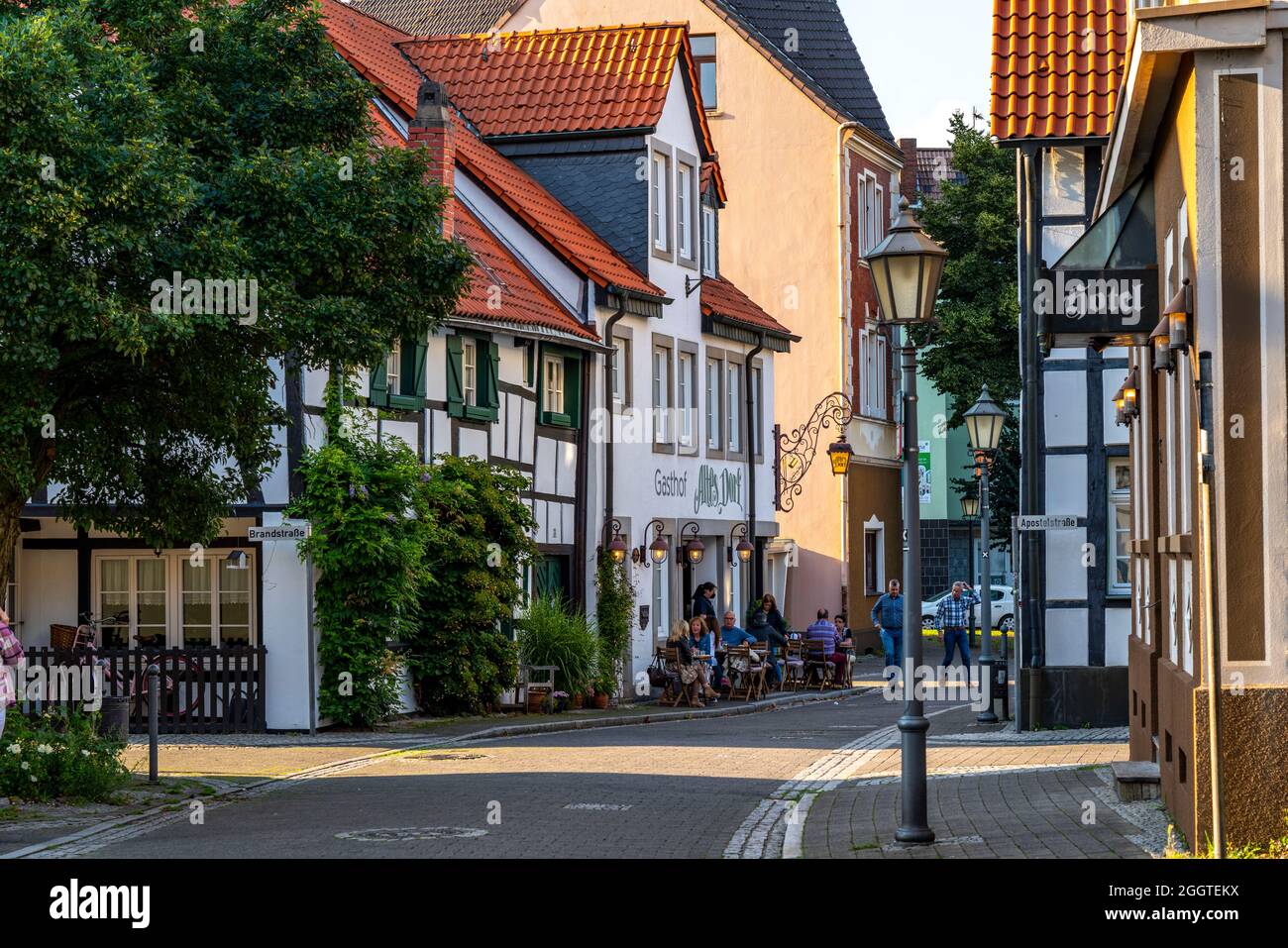 Old village Westerholt, listed district of Herten Westerholt, over 60 old, well renovated half-timbered houses form a historic village centre, Herten, Stock Photo