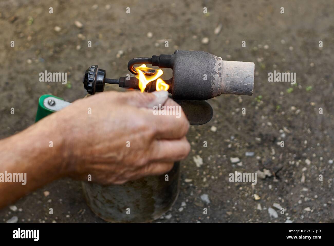 Old blowtorch hi-res stock photography and images - Alamy