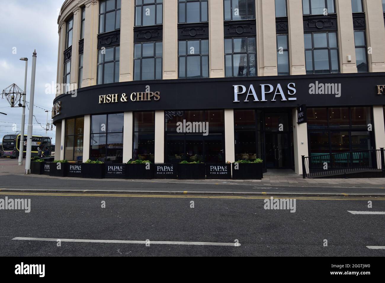 Papas fish & chip restaurant, located on Blackpool promenade Stock Photo