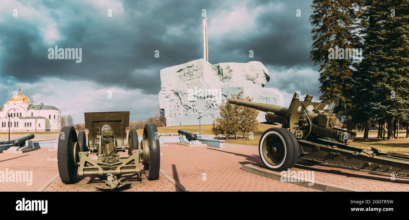 Brest, Belarus. St. Nicholas Garrison Cathedral At Brest Hero Fortress Memorial Complex. Cannons At Bas-relief Of Monument Of Courage In Brest Stock Photo