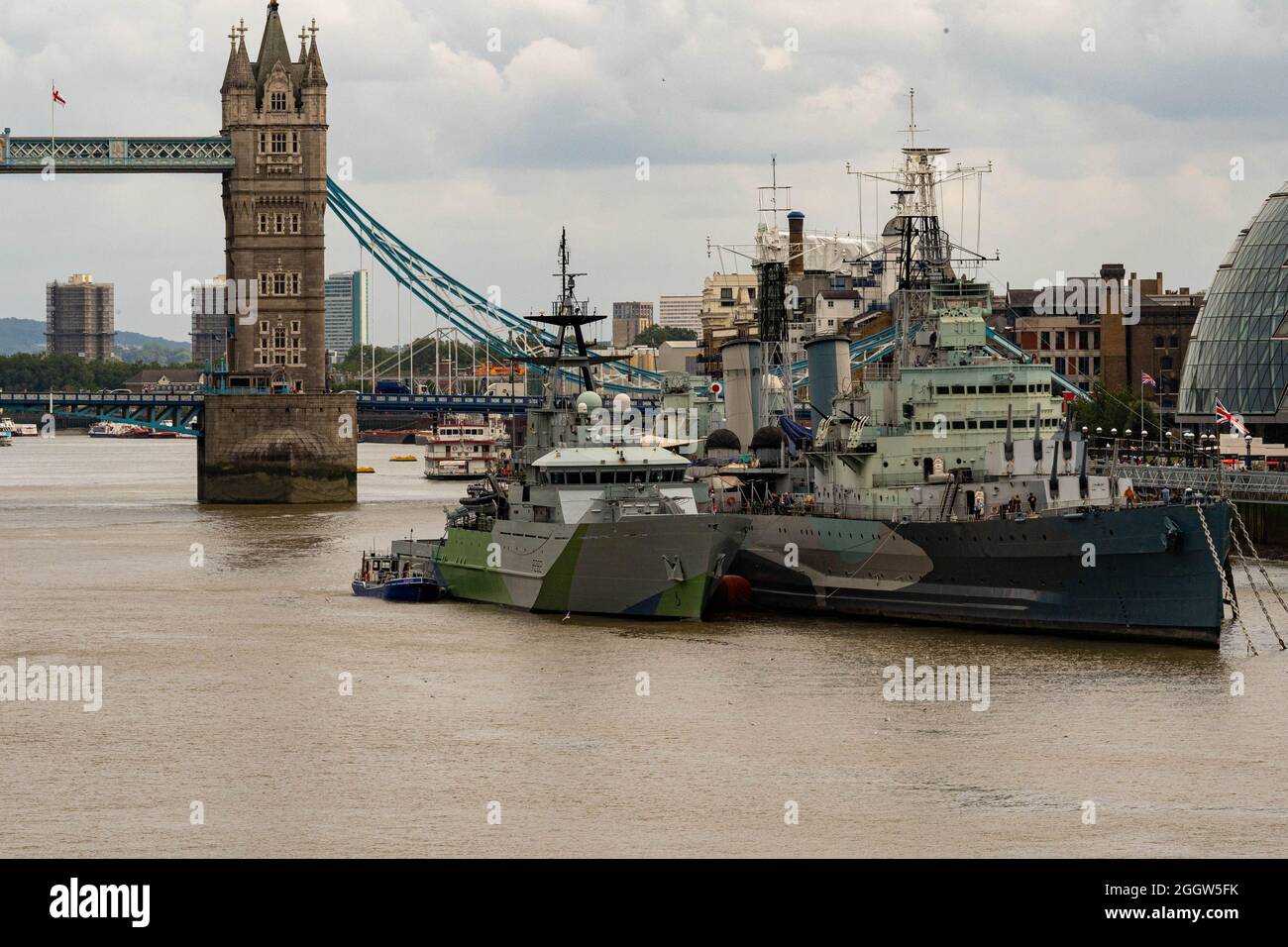 London: UK Patrol Ship HMS Severn berthed beside HMS Belfast by Tower Bridge following its  recommissioning to the Royal Navy .  HMS Severn has an unique paint scheme, mirroring ships who waged the Battle of the Atlantic 80 years ago. The combination of blue-grey and green-grey on a background of white and light grey is known as the Western Approaches paint scheme. HMS Severn’s primary role in her second life is a combination of navigation training, protection of UK waters and fishery protection.  Credit Ian DavidsonAlamy Live News Stock Photo