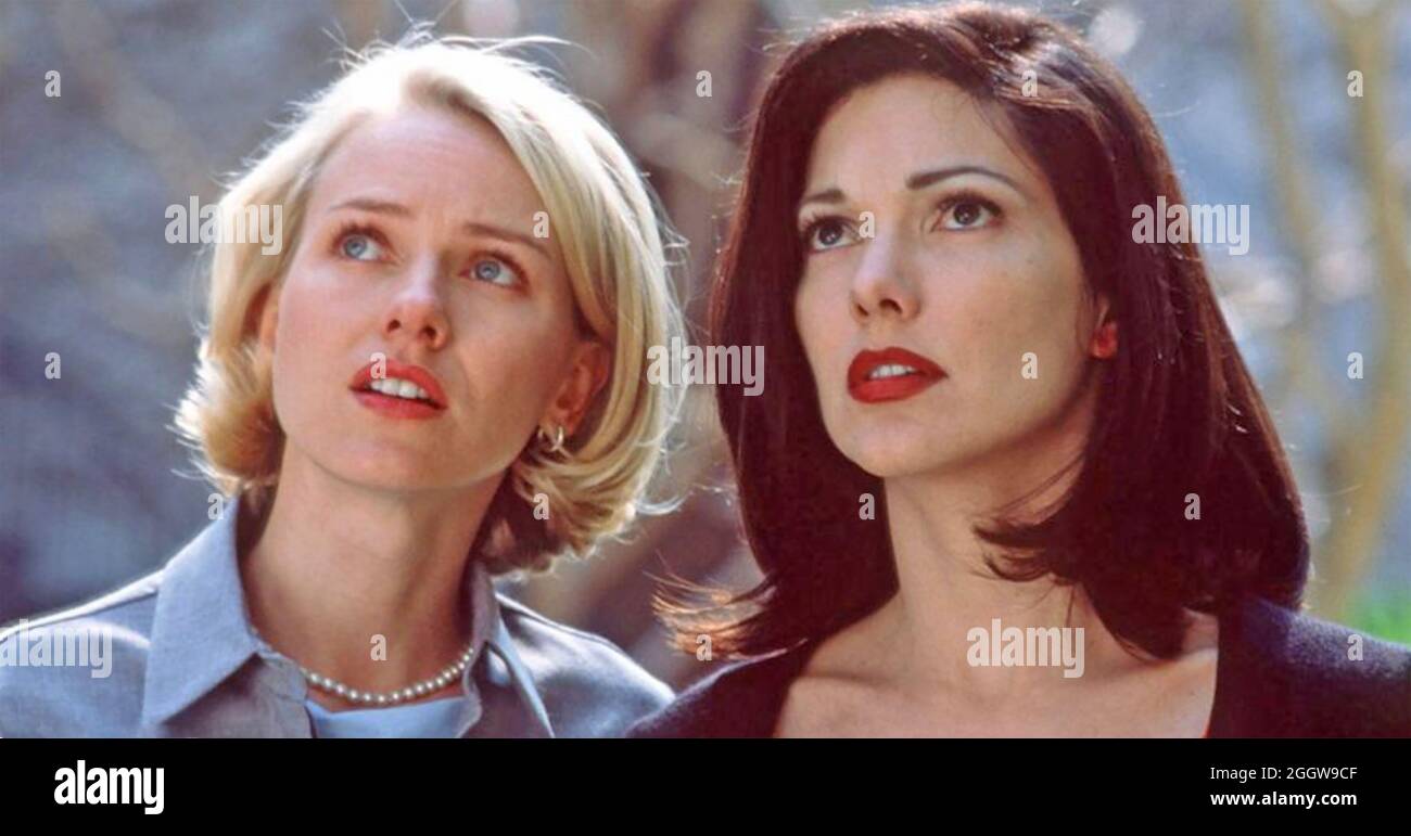 MULHOLLAND DRIVE 2001 Universal Pictures film with Naomi Watts at left and Laura Harring Stock Photo