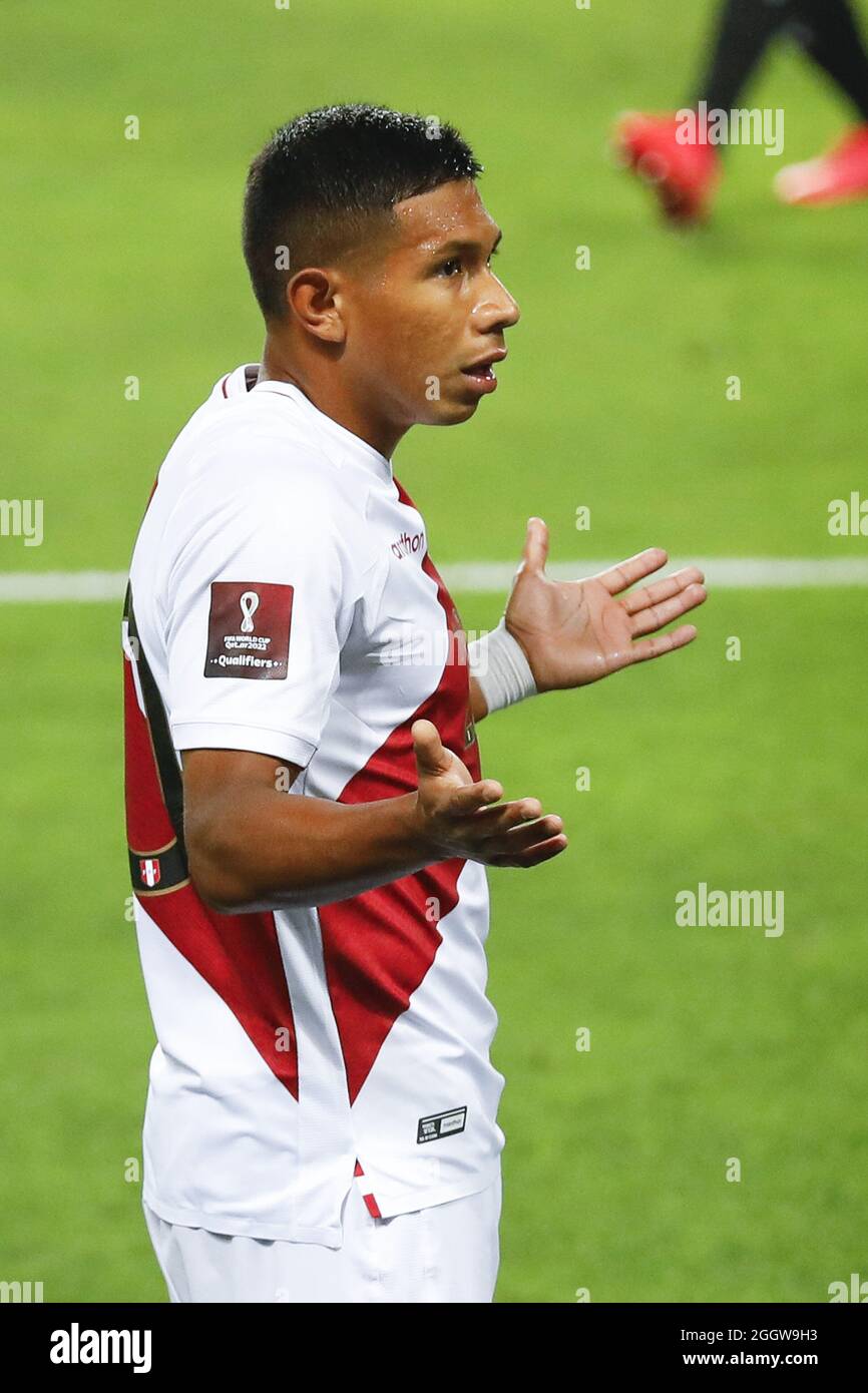 Lima, Peru. 02nd Sep, 2021. Edison Flores during the 2022 Football World Cup Qualifier between Peru adn Uruguay at the Estádio Nacional del Peru in Lima, Peru. The game ended 1-1 with Tapia scoring for the hosts in the 24th minute and de Arrascaeta equalizing for Uruguay in the 29th. Credit: SPP Sport Press Photo. /Alamy Live News Stock Photo