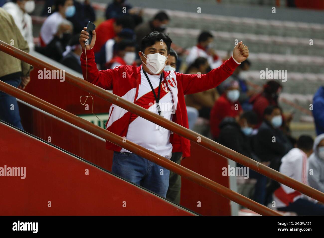 Lima, Peru. 02nd Sep, 2021. Fans return to the stadium at the 2022 Football World Cup Qualifier between Peru adn Uruguay at the Estádio Nacional del Peru in Lima, Peru. The game ended 1-1 with Tapia scoring for the hosts in the 24th minute and de Arrascaeta equalizing for Uruguay in the 29th. Credit: SPP Sport Press Photo. /Alamy Live News Stock Photo