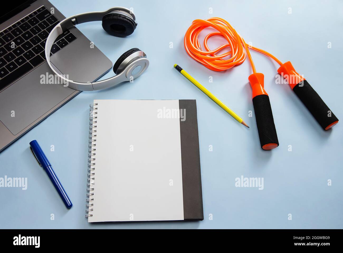 Notepad Neck Rope Things on a rope hi-res stock photography and images - Alamy