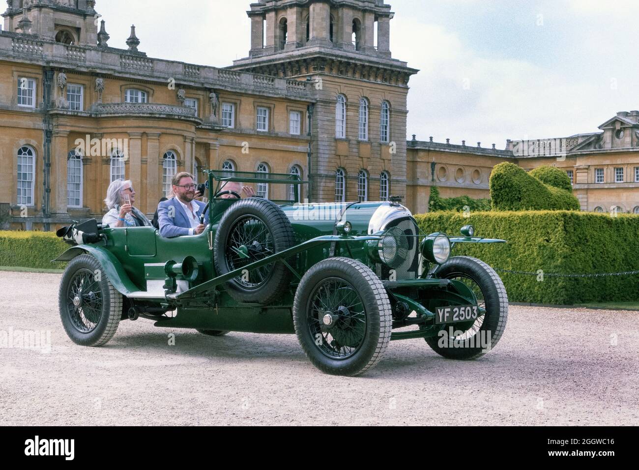 1927 Bentley 3 Litre Vanden Plas Le Mans at Salon Prive 2021 at Blenheim Palace Woodstock Oxfordshire UK 1st & 2nd September 2021 Stock Photo