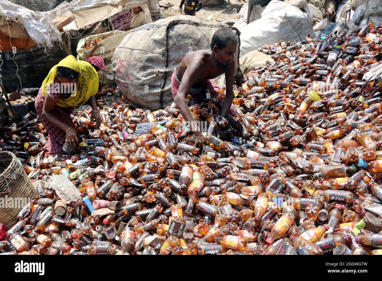 Plastic separators hires stock photography and images Alamy