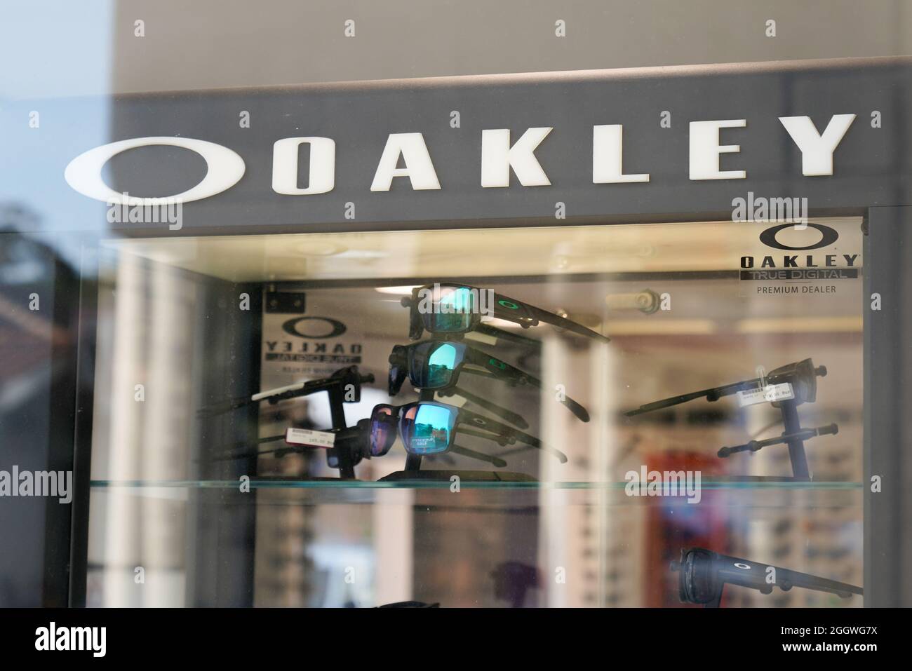 Oakley logo Sign editorial photo. Image of name, company - 138120741