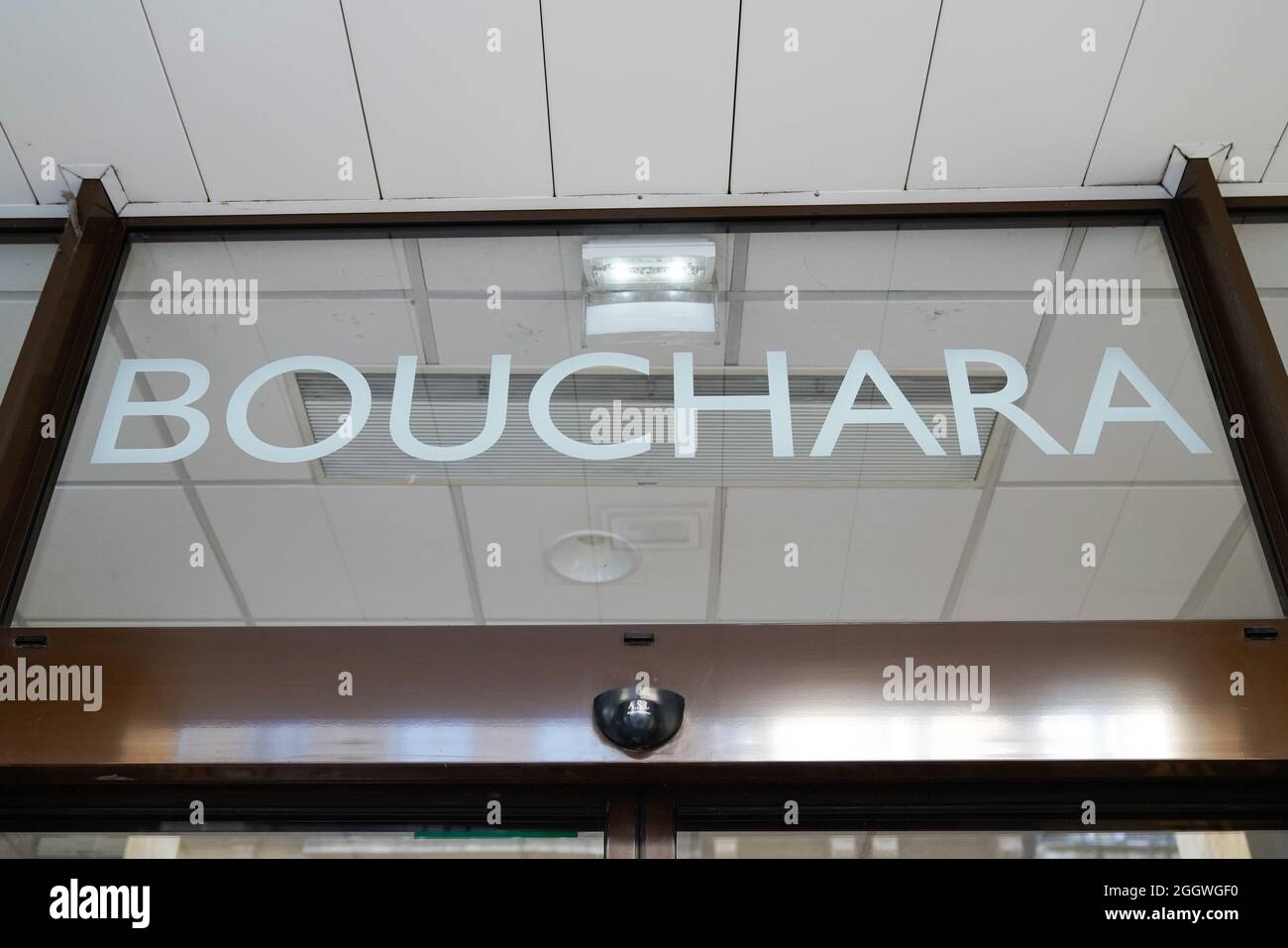 Bordeaux , Aquitaine France - 12 25 2020 : Bouchara logo brand and text  sign of store company manufacturing of home textiles decoration Stock Photo  - Alamy