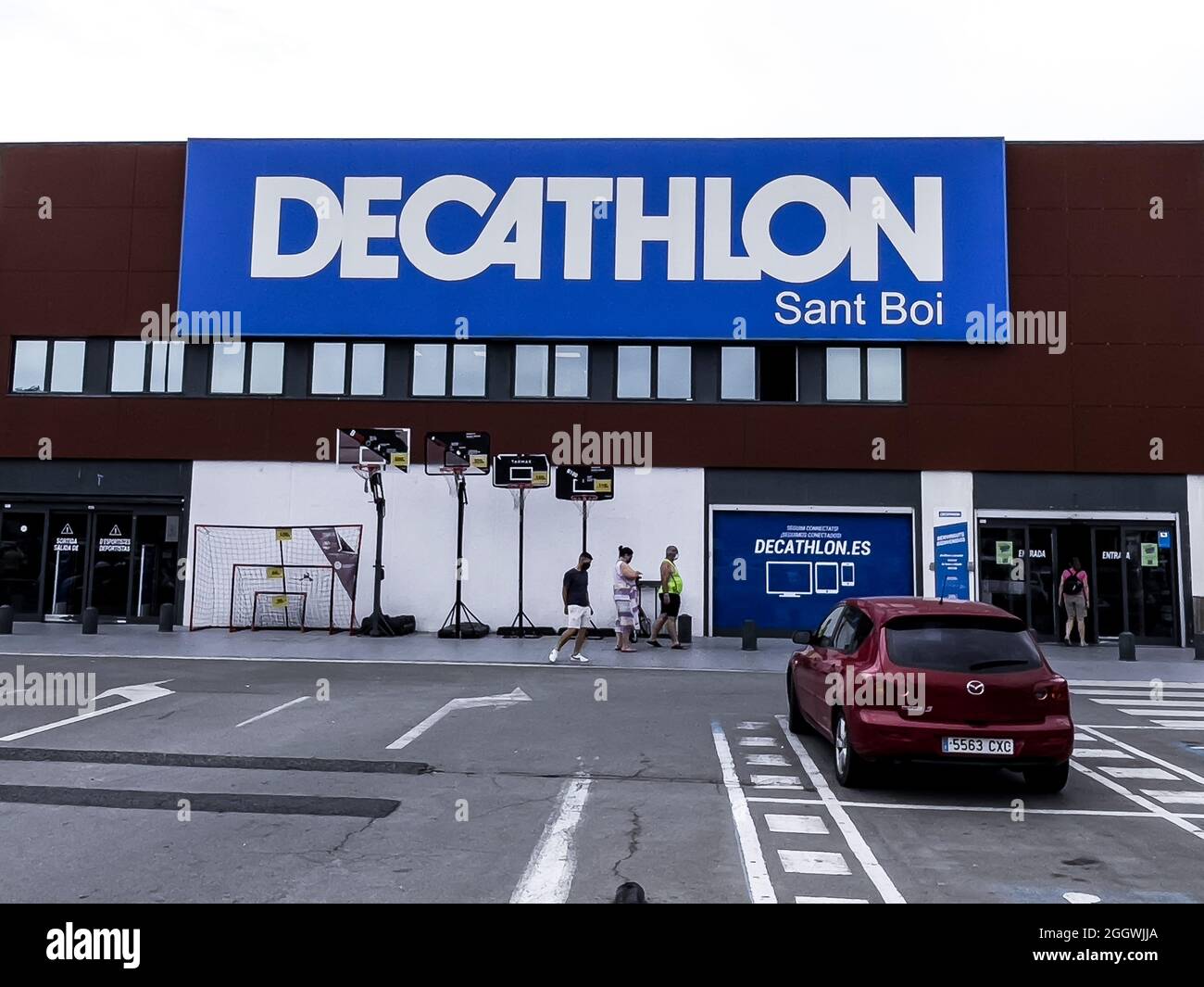 BARCELONA, SPAIN - Aug 10, 2021: Barcelona, Catalonia, Spain - August 10th 2021: Decathlon store in Barcelona. It is a French company, the largest spo Stock Photo