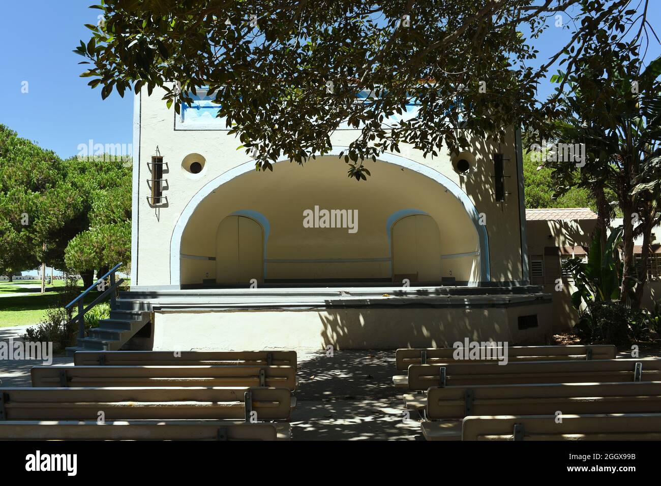 SAN PEDRO, CALIFORNIA - 27 AUG 2021: Amphitheater at Point Fermin Park, 37 landscaped acres of tree-shaded lawns, sheltered pergolas, colorful gardens Stock Photo