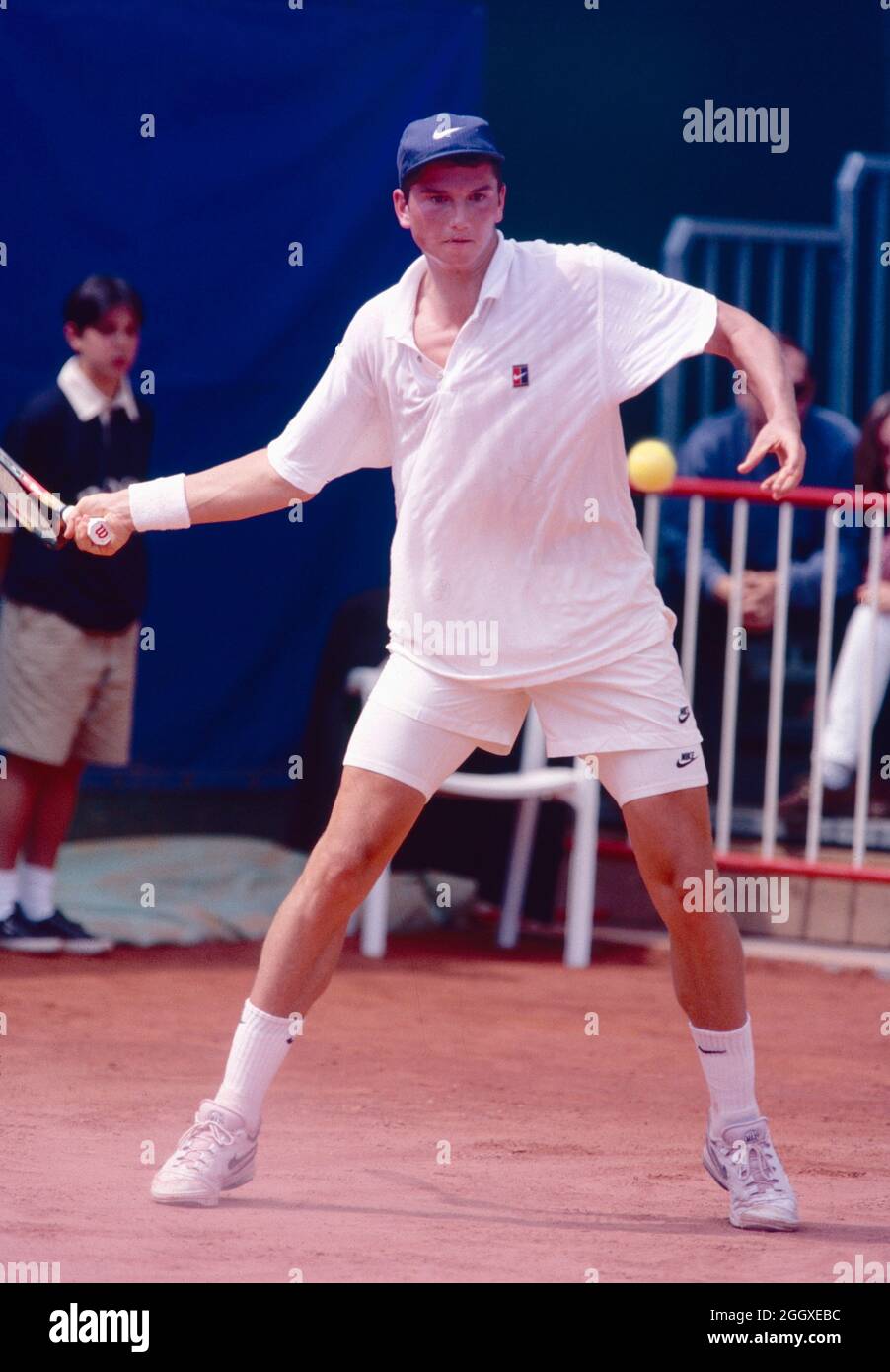 Le joueur américain de tennis Pete Sampras remporte 1992 GPTL - Grand Prix de tennis de Lyon, Rhône, France Photo Stock - Alamy