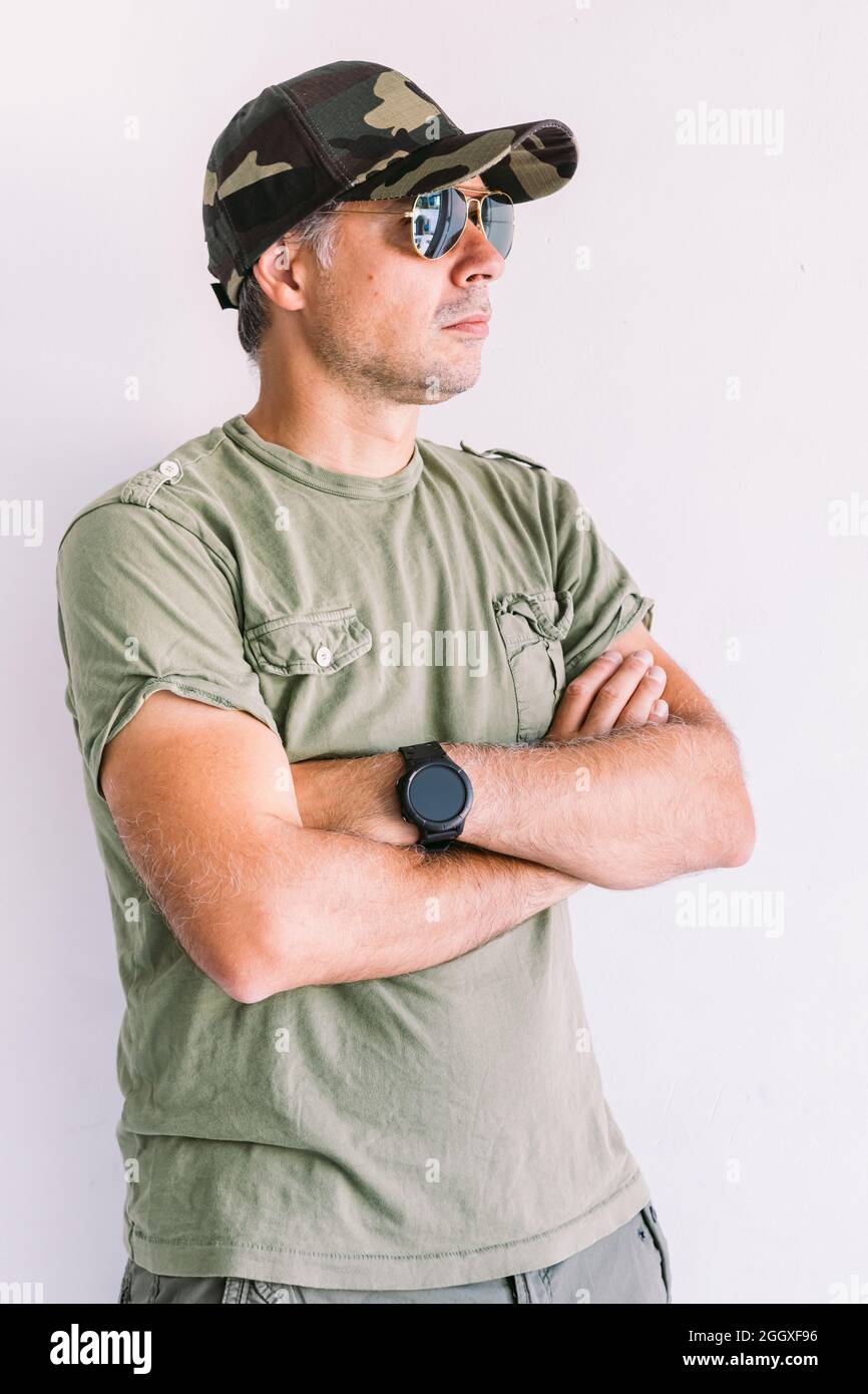 white guy sunglasses