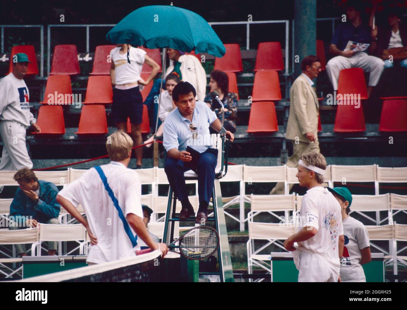 Chilean tennis chair umpire Pedro Bravo, 1990s Stock Photo