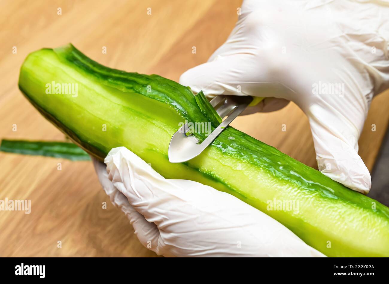 Cucumber peeler hi-res stock photography and images - Alamy