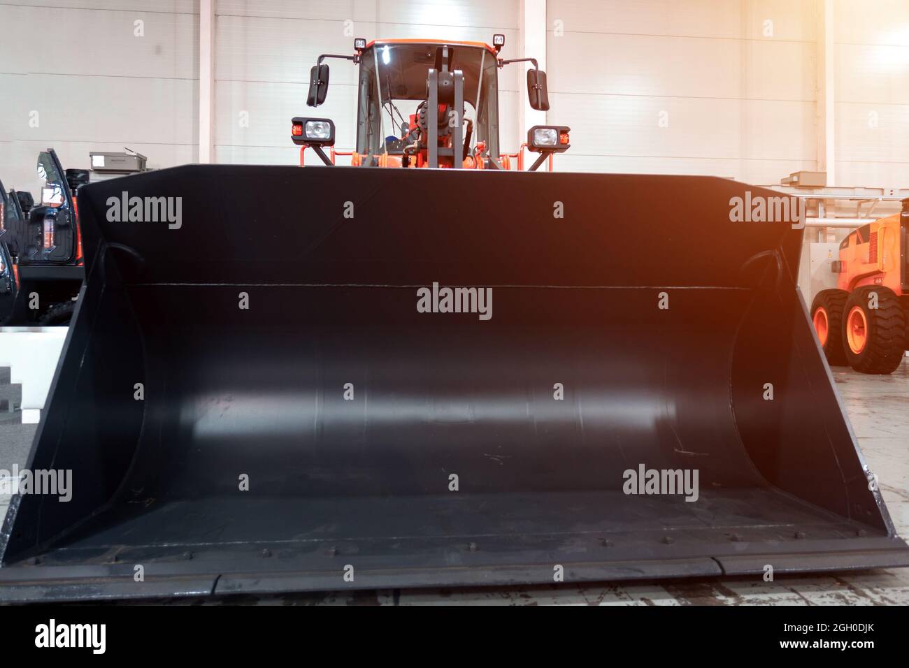 Metal bulldozer bucket for construction work Stock Photo - Alamy