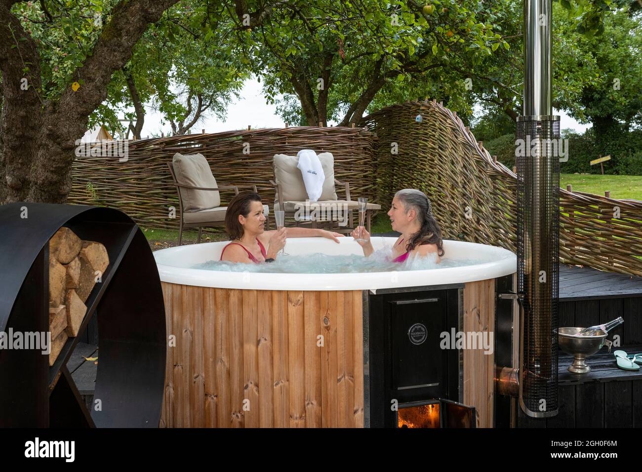 A Skargards Swedish hot tub at Eagle Mill Rooms, Houghton