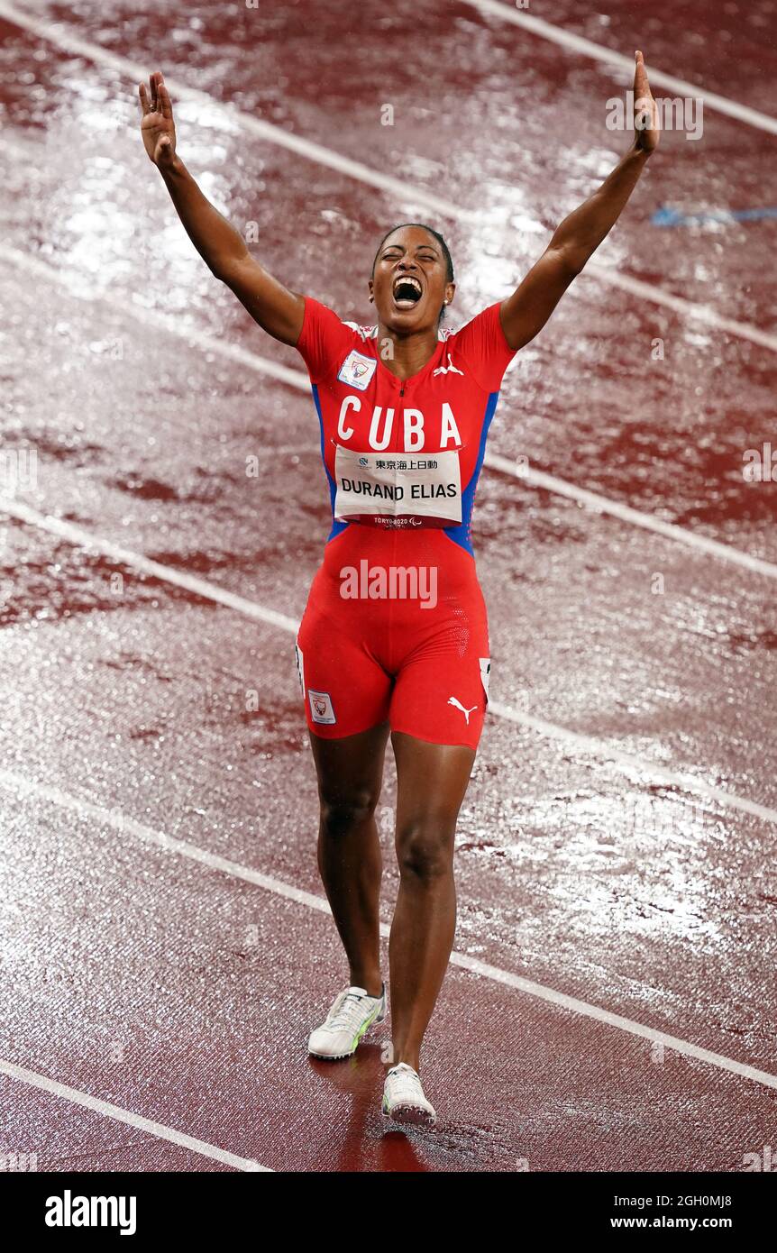 Omara Elias Durand of Cuba celebrates winning the Women's 200m T12