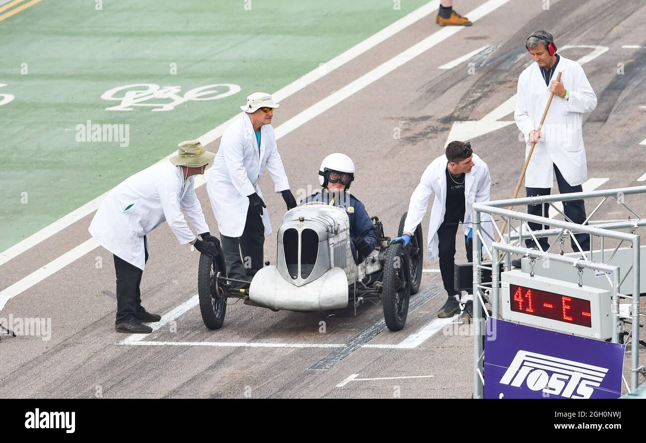 Brighton, UK. 4th September 2021 - Nick Allen from Gloucester  in his homemade Austin 7 Shelsley Special takes part in the Brighton National Speed Trials today which has returned this year after being cancelled in 2021 because of COVID-19. Cars of all vintages take part in the timed sprint along Madeira Drive  .  : Credit Simon Dack / Alamy Live News Stock Photo