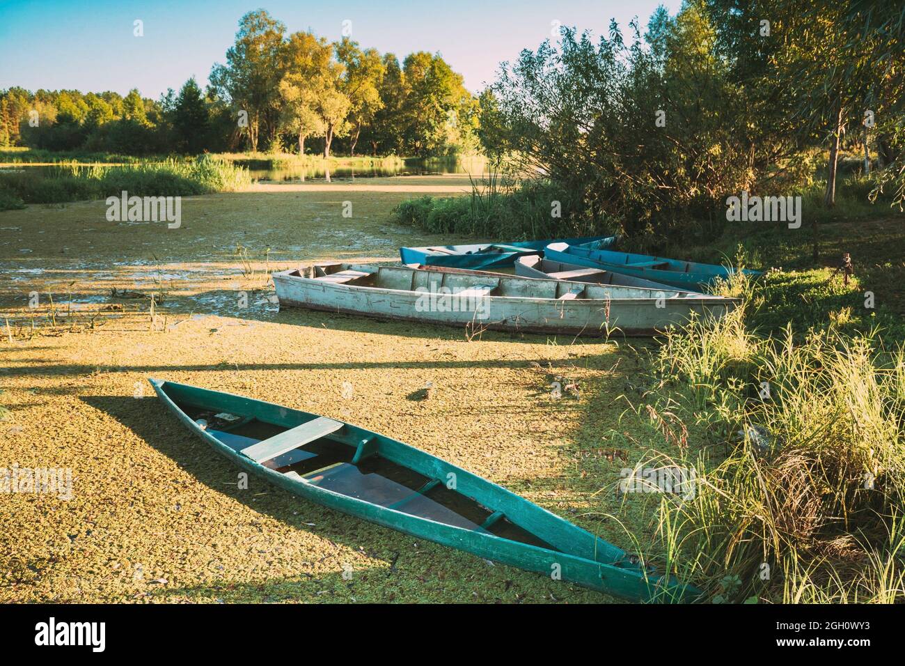 Russian fishing boat hi-res stock photography and images - Alamy