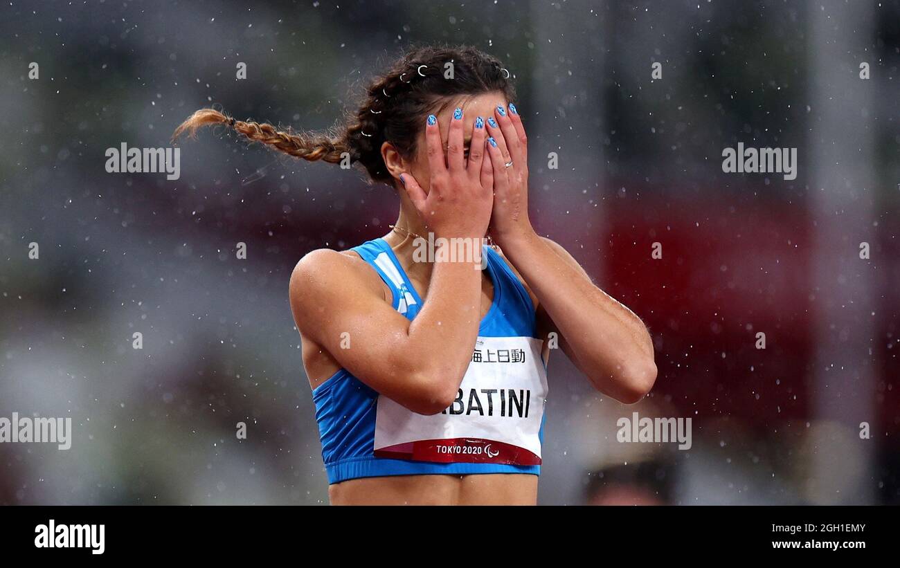 Tokyo 2020 Paralympic Games - Athletics - Women's 100m - T63 Final - Olympic Stadium, Tokyo, Japan - September 4, 2021. Ambra Sabatini of Italy reacts after winning gold and setting a new World Record REUTERS/Marko Djurica Stock Photo