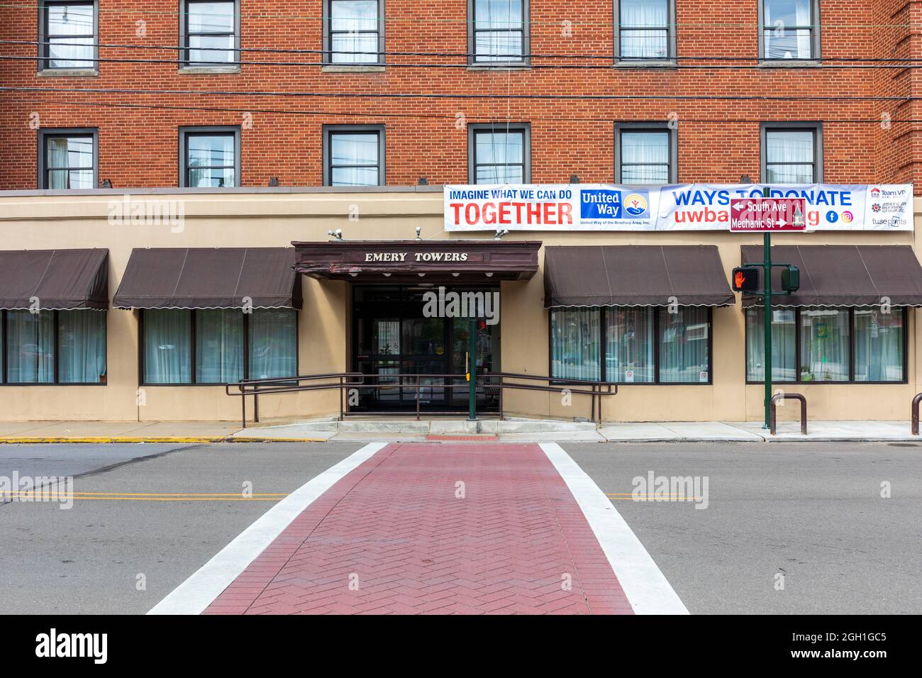 BRADFORD, PA, USA13 AUGUST 2021 Street entrance to Emery Towers, a seniorliving apartment